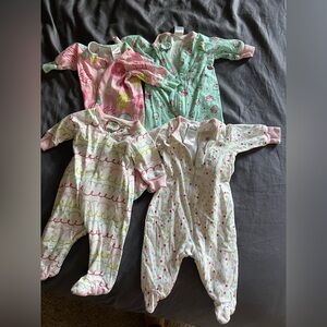 Onesies footie pajama long sleeve sleep n play bundle of 4 newborn size